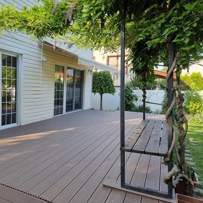 Traditional Wood Composite Decking