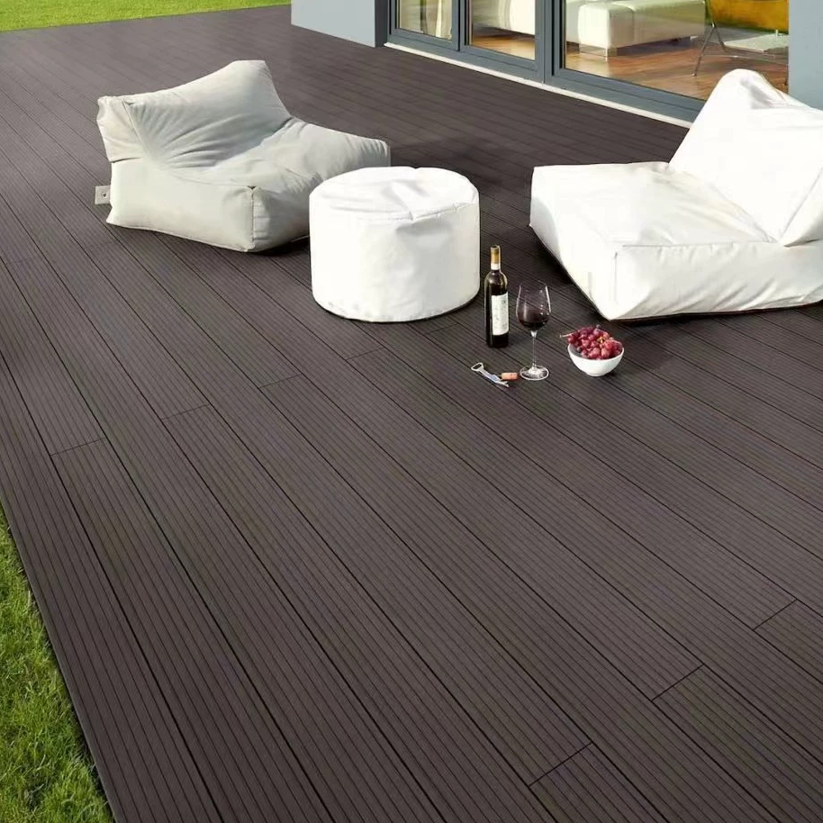  Classic Wood Composite Deck