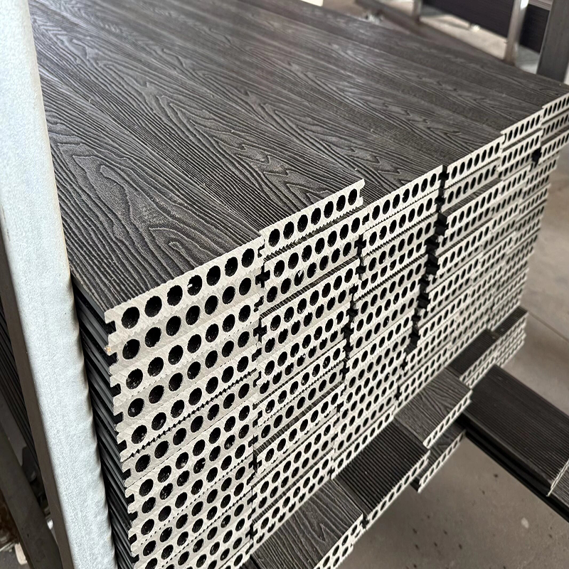 Weather-Resistant Decking Outdoor Flooring with Anti-Slip Surface